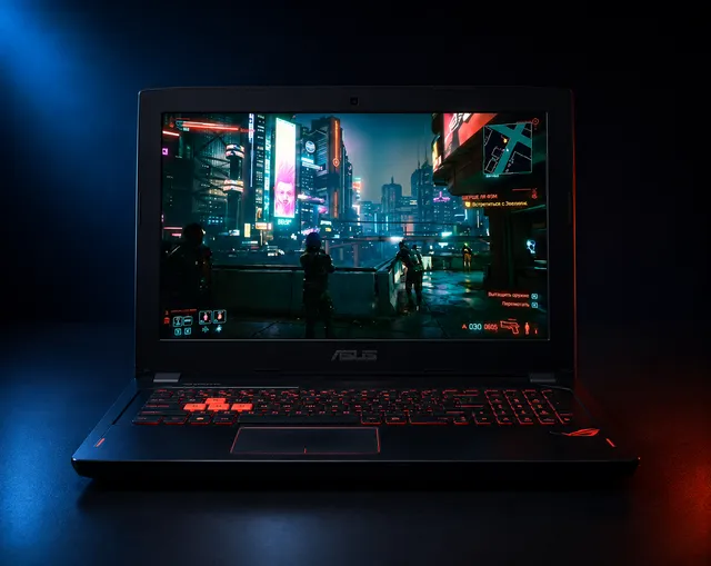 Игровой ноутбук Asus ROG: i7-7700HQ, GTX 1060, SSD